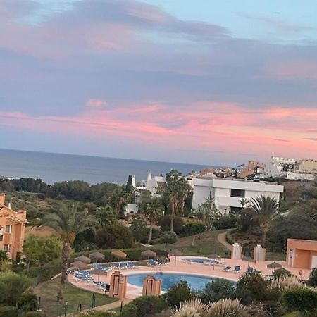 2 Bedroom Penthouse With A Private 360 Rooftop Terrace With Sea And Mountain Views Баия-де-Касарес Экстерьер фото