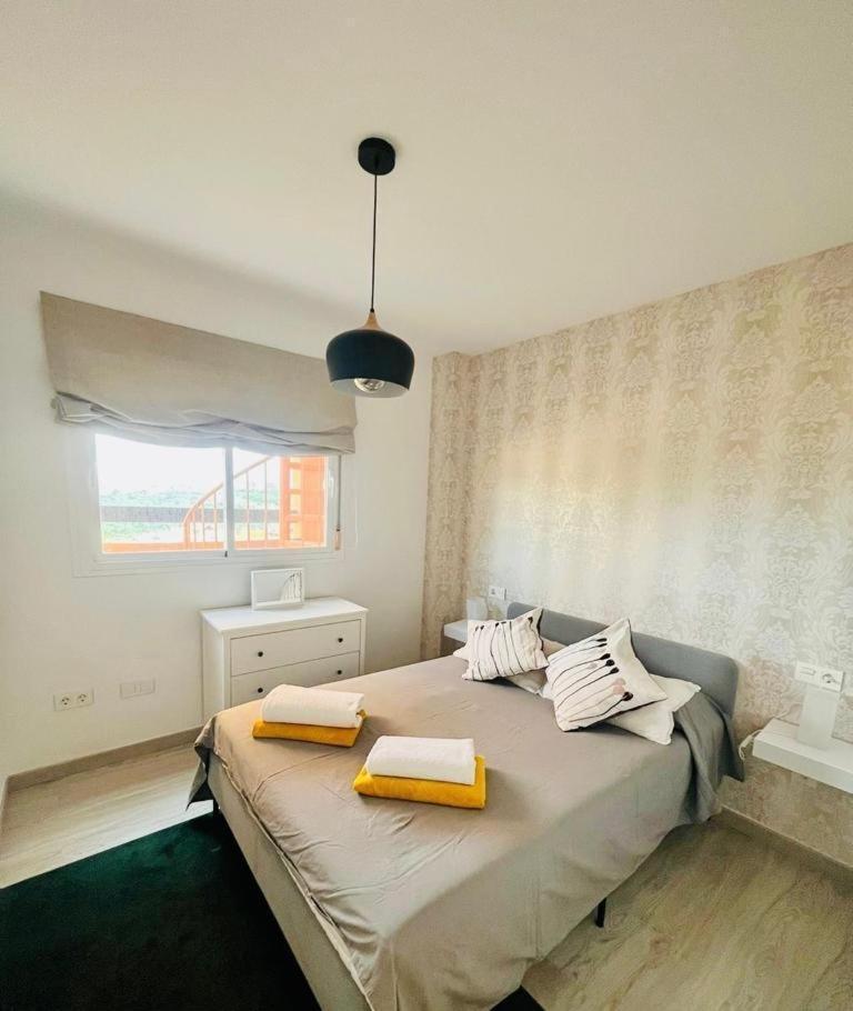 2 Bedroom Penthouse With A Private 360 Rooftop Terrace With Sea And Mountain Views Баия-де-Касарес Экстерьер фото
