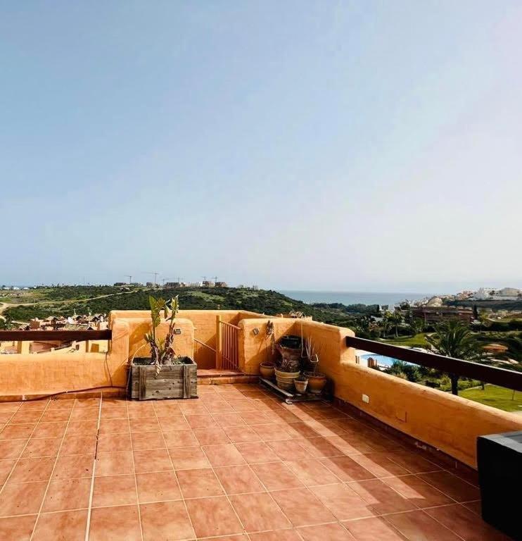 2 Bedroom Penthouse With A Private 360 Rooftop Terrace With Sea And Mountain Views Баия-де-Касарес Экстерьер фото